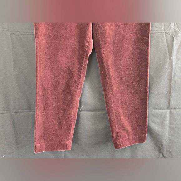 Talbots Women Curvy Fit Velvet Straight Pants Burgundy Flat Front - Picture 3 of 11